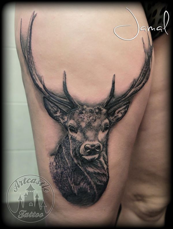 ArtCastleTattoo Tattoo ArtiestJamal Deer with antlers on the upper leg Black n Grey