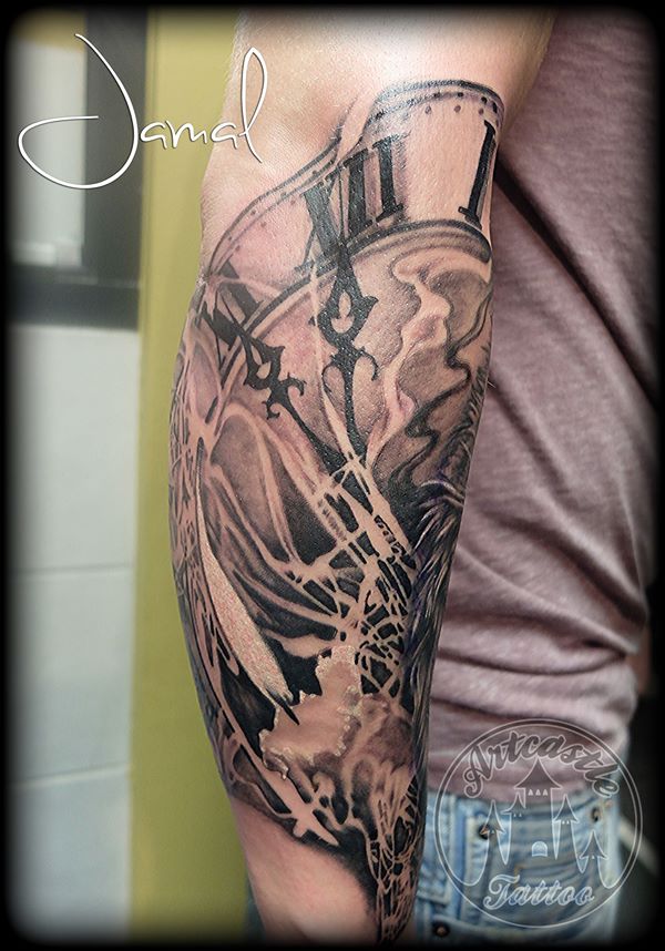 ArtCastleTattoo Tattoo ArtiestJamal Realistic Smokey Clock part of full sleeve Black n Grey