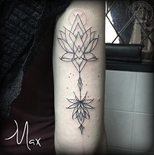ArtCastleTattoo Tattoo ArtiestMax Line mandala tattoo lotus dotwork shading on upper arm Mandala